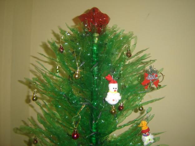 Como fazer Árvore de Natal de Garrafa PET - Como Fazer