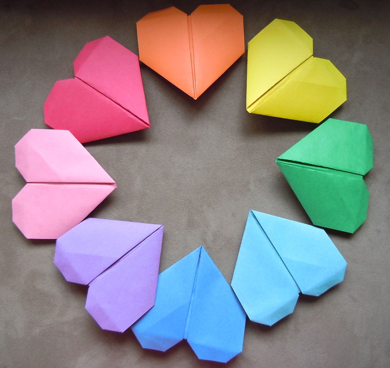 Легкие сердечки из бумаги. Оригами. Сердечко из бумаги. Оригами сердце. Оригами сердечко.